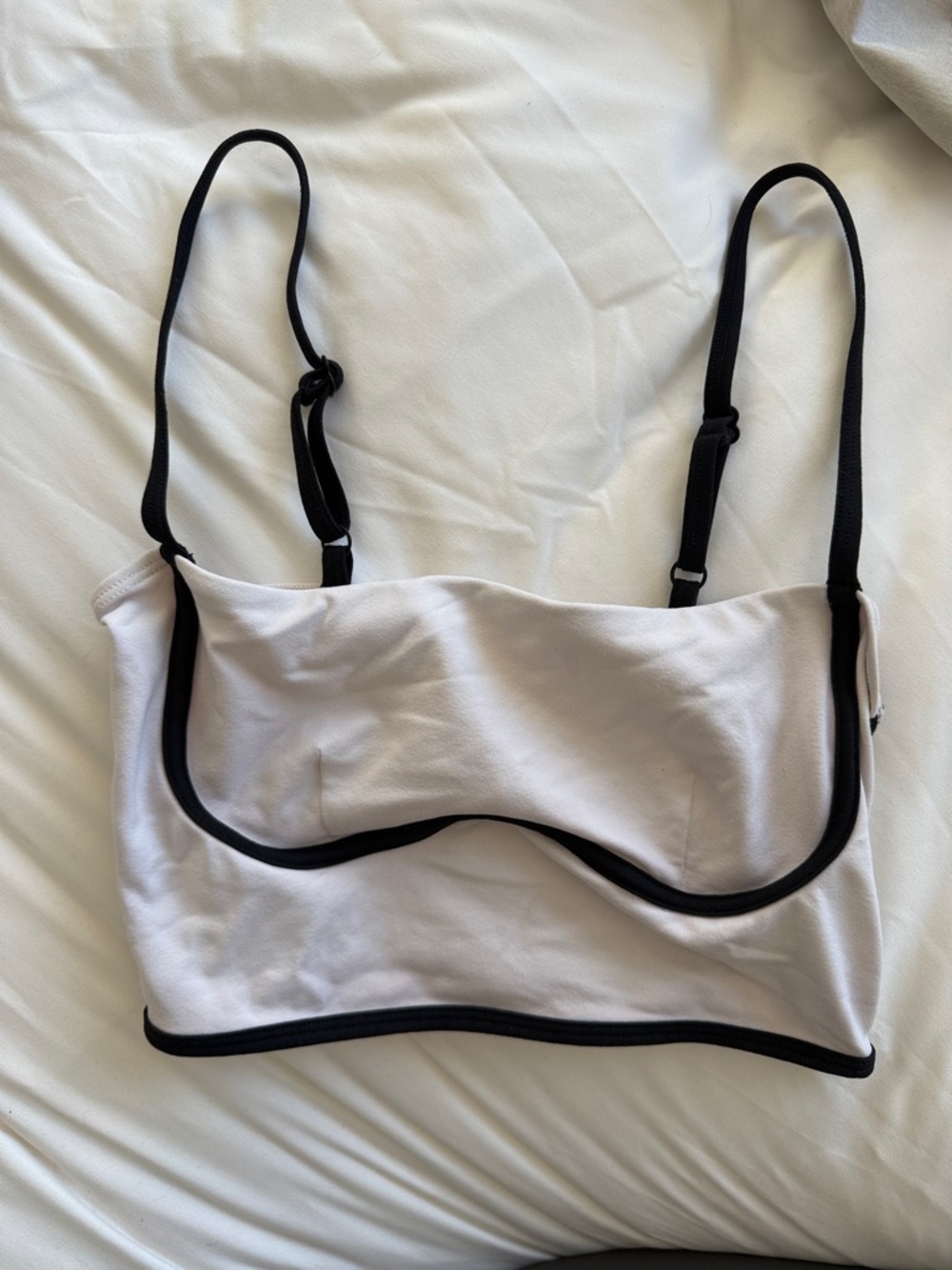 ALO Yoga Airbrush Streamlined Bra Tank White